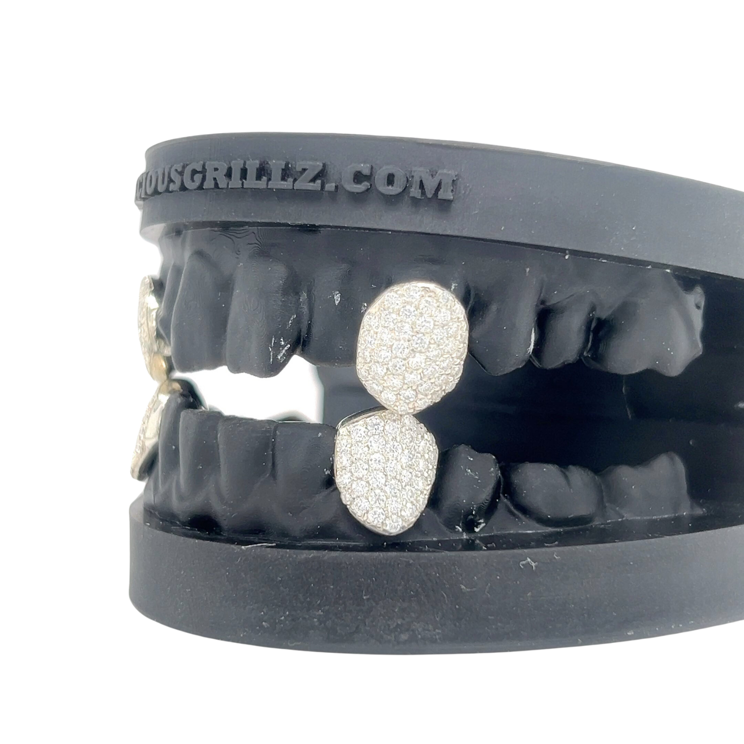 VVS LAB GROWN MOISANNITE FANGS WITH HIDDEN BAR